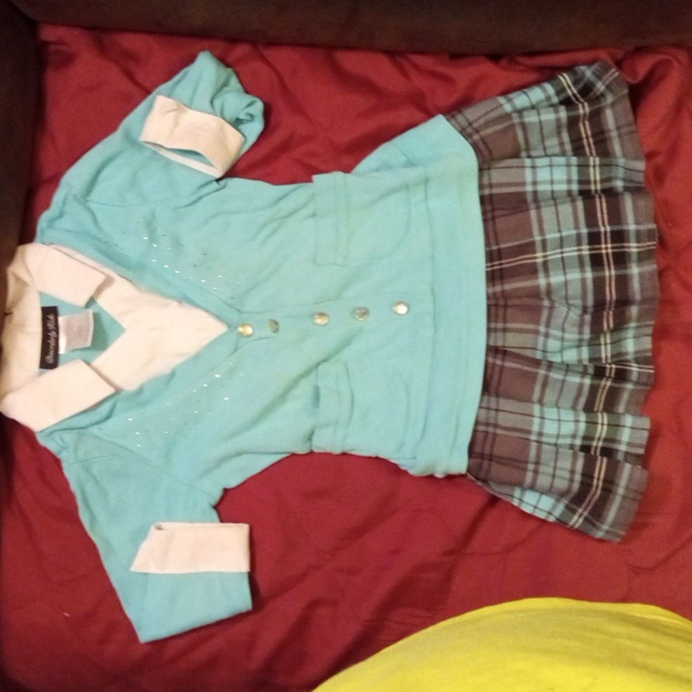 Girls shirt/skirt 4